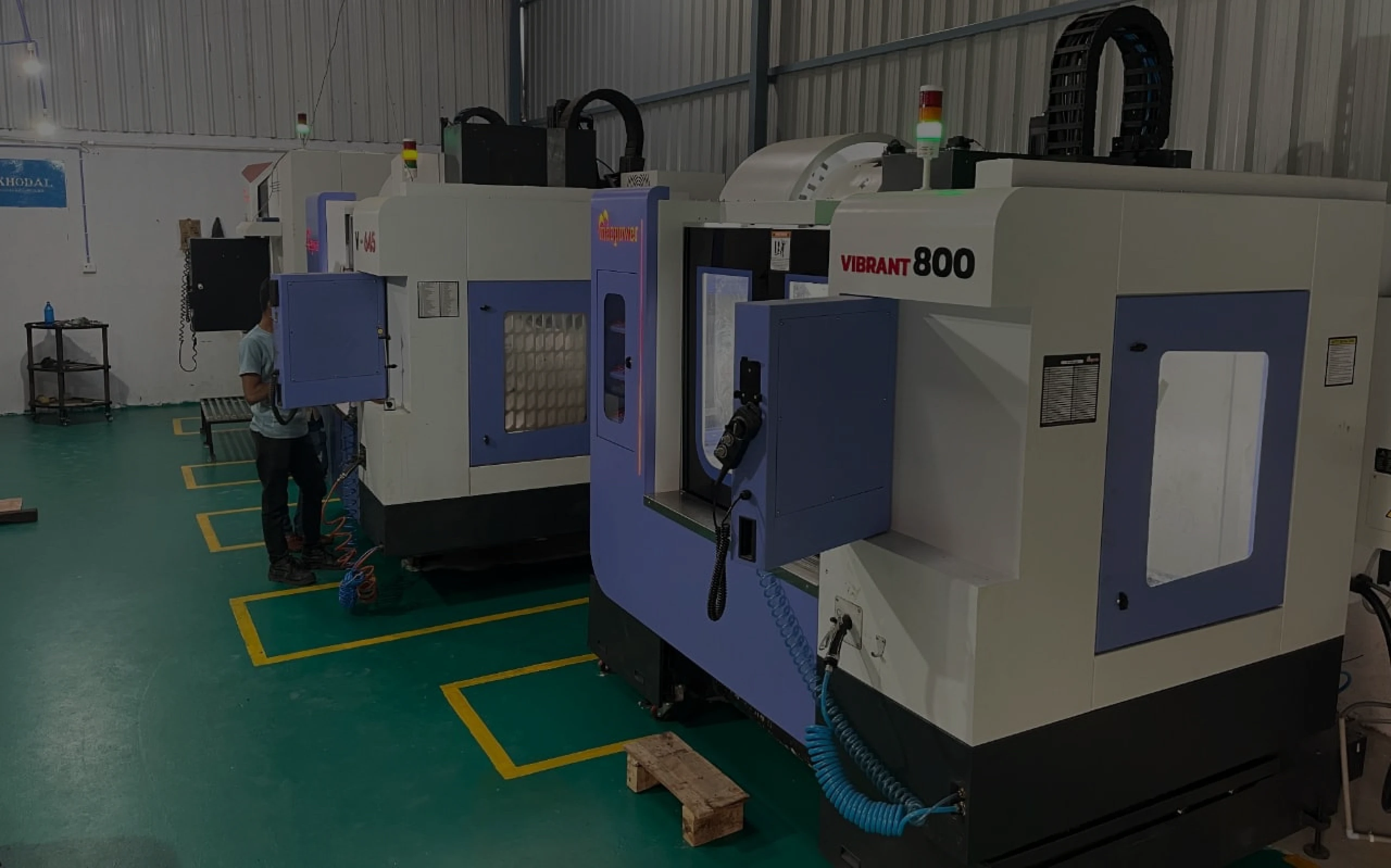 bg_sec_img_transportation1_about1_services1_home1_sctn11-1