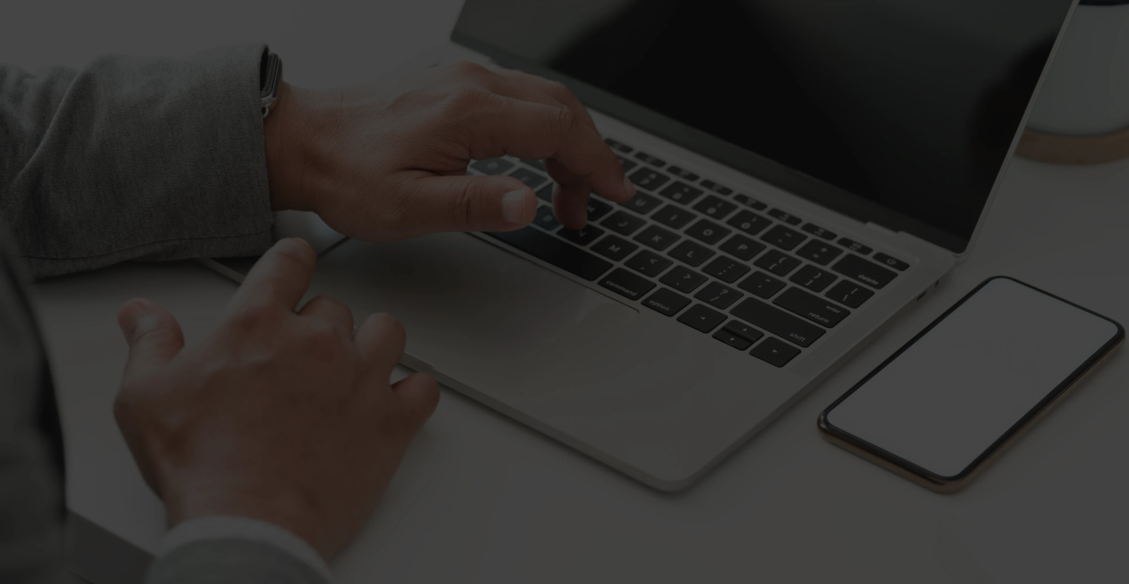 bg_sec_img_contact_sctn69